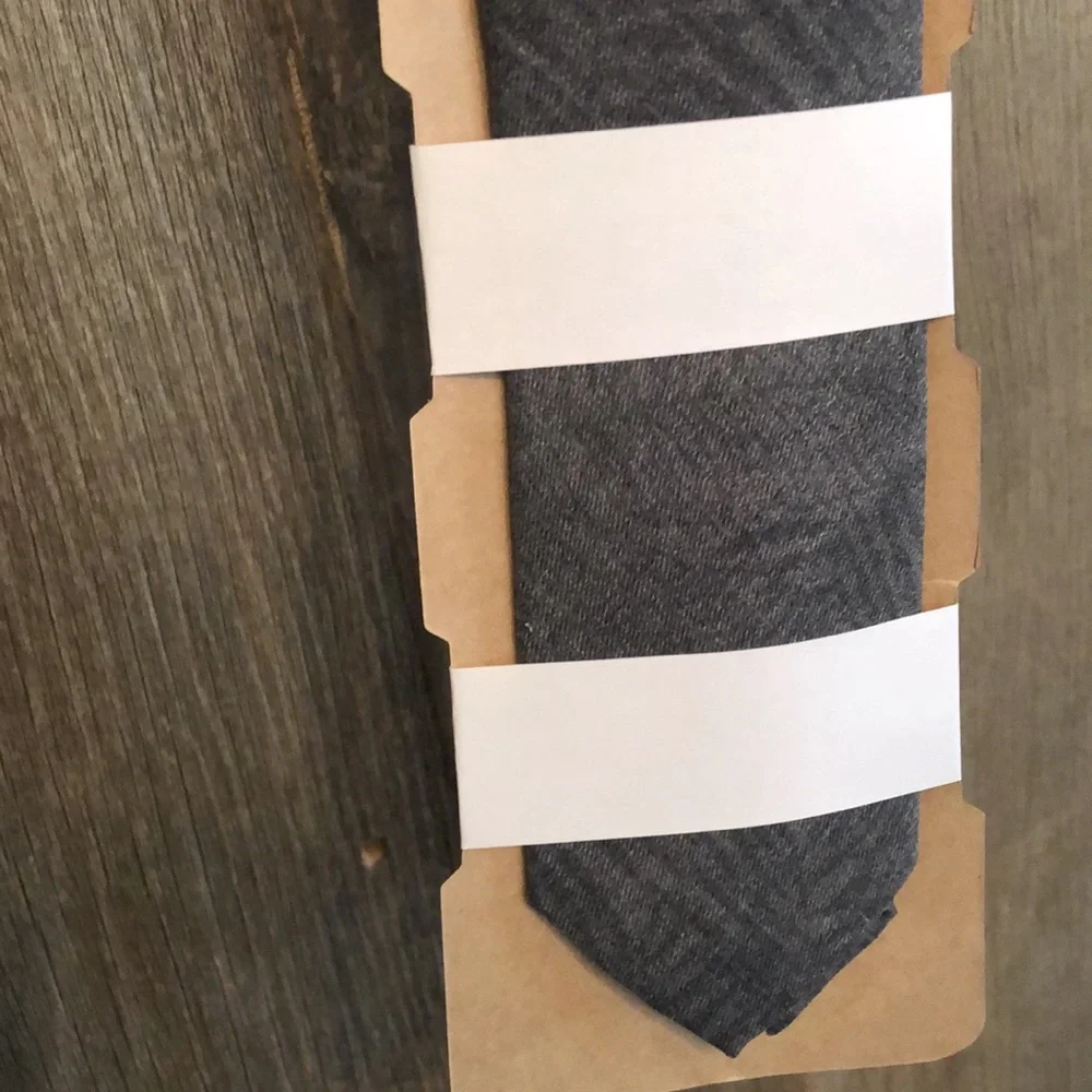 Express Men’s Palm Leaf Tie in Charcoal Gray